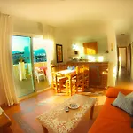 Carabeo Playa 아파트 네르하