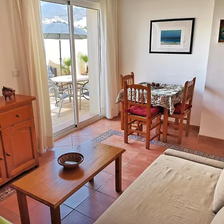 Carabeo Playa Daire Nerja