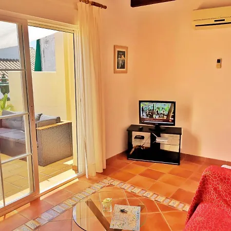 Carabeo Playa * Нерха