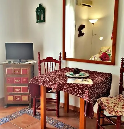 Carabeo Playa Апартаменти *