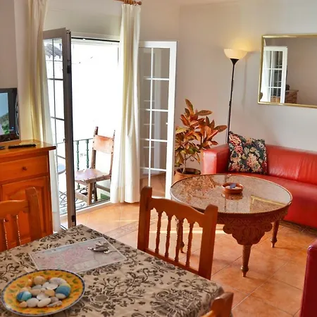 Carabeo Playa Нерха